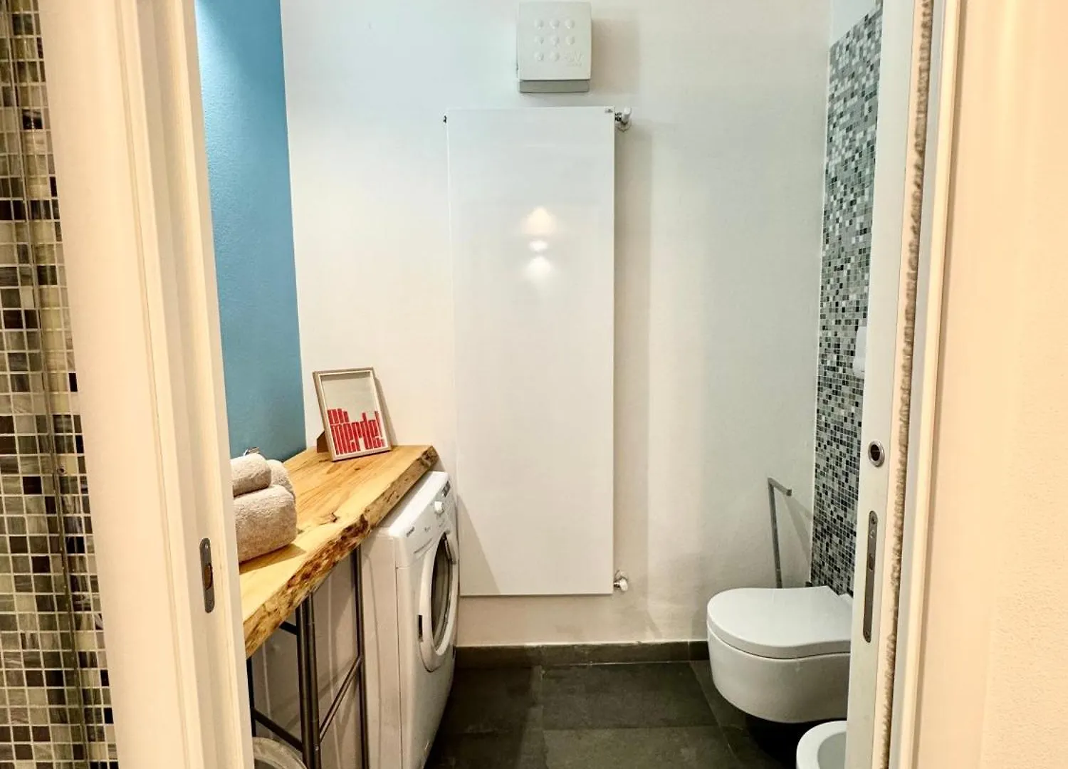 Industrial Loft - Garage-Netflix-Wifi Apartment Brescia 0*,  Italy