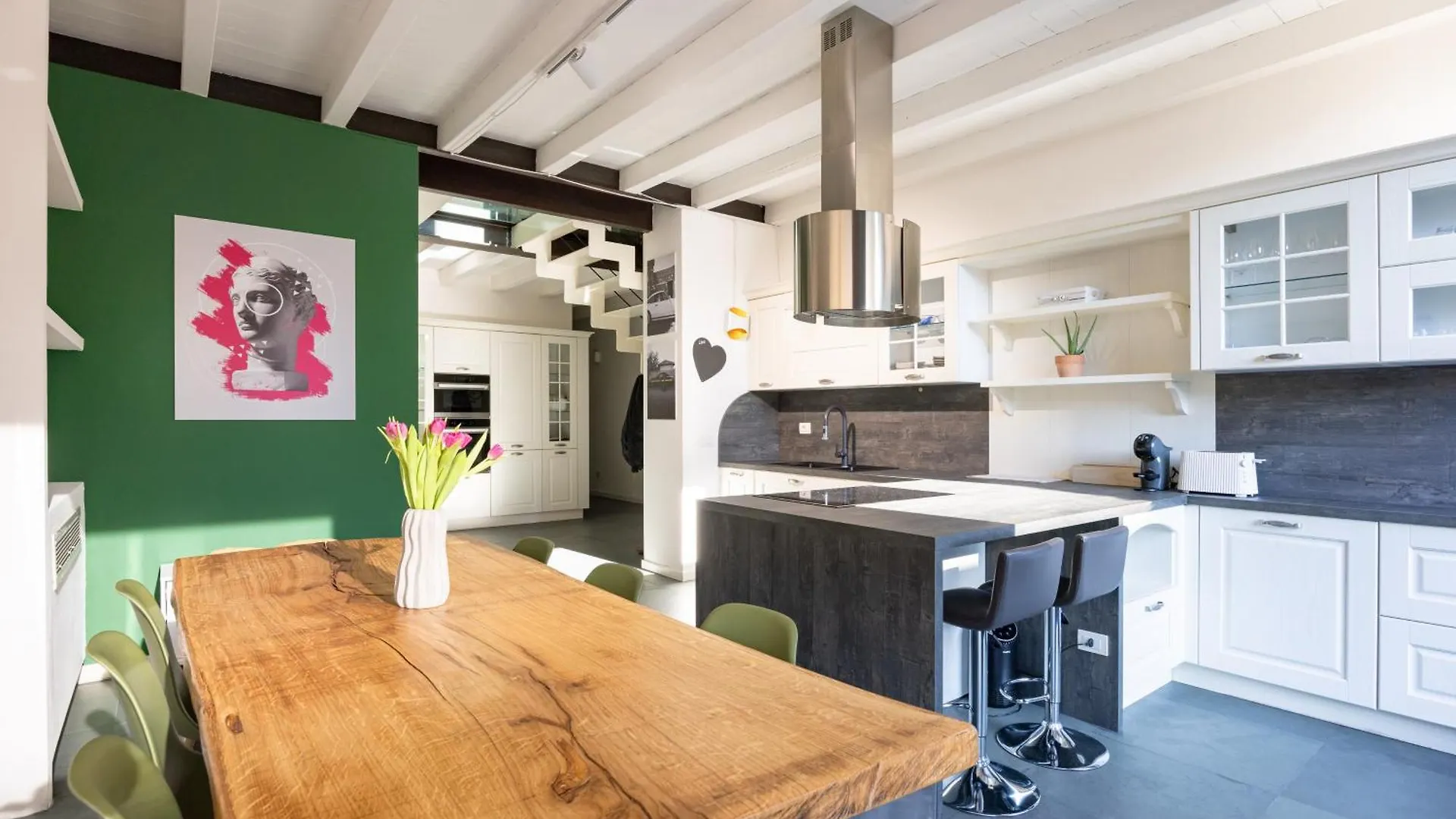 Industrial Loft - Garage-Netflix-Wifi Apartment Brescia